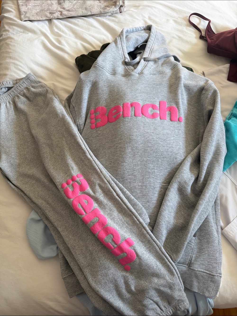 Bench Grey Hoodie and Sweatpants Set with Pink Logo